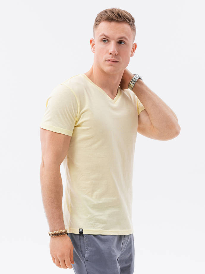 Klasické pánské tričko BASIC s výstřihem do V - světle žluté V14 S1369